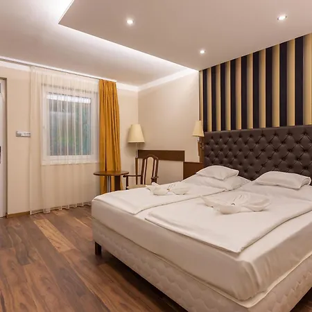 스유니 가든 페스트 호텔 부다페스트