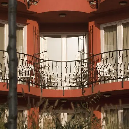 Szonyi Garden Pest Hotel