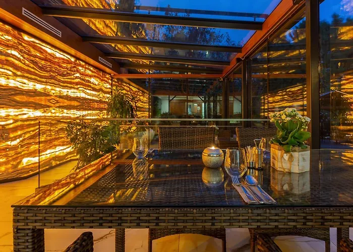 Szonyi Garden Pest 3*