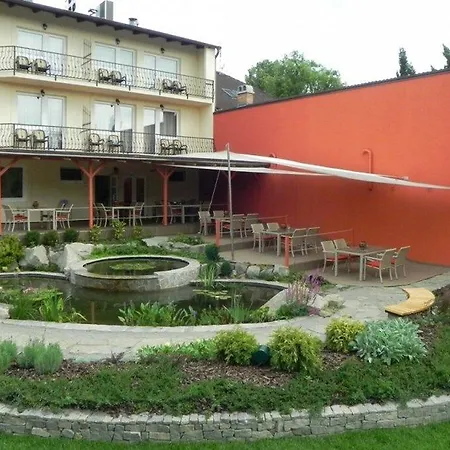 Szonyi Garden Pest